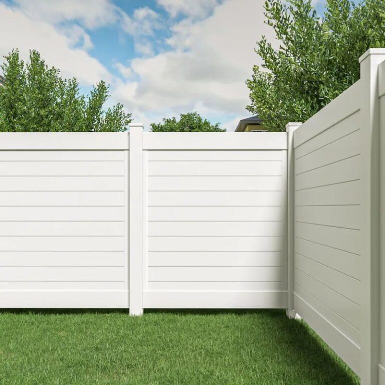 Vinyl fencing (8)