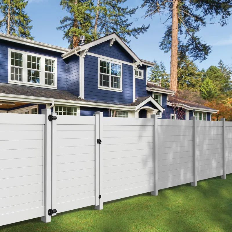 Vinyl fencing (9)